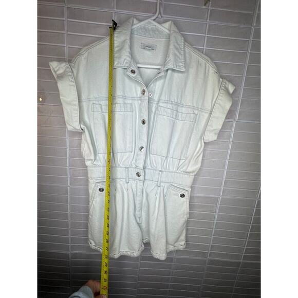 Forever 21 Denim Romper Light Wash size women's medium - Picture 6 of 6